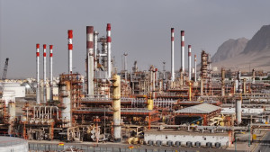 پالایشگاه اصفهان با خرید مستقیم برق از بورس انرژی، ماهانه ۱۰ میلیارد تومان سودآوری ثبت کرد