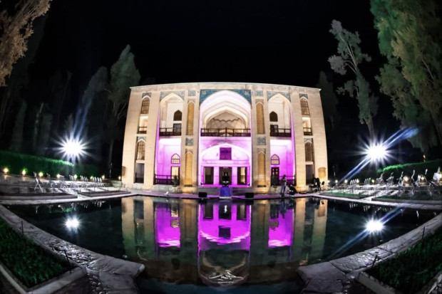 نمایی از باغ فین کاشان