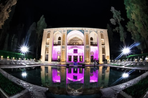 نمایی از باغ فین کاشان