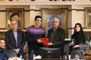 تأکید بر ارتقای خدمات مشترکین و پایداری مالی شرکت