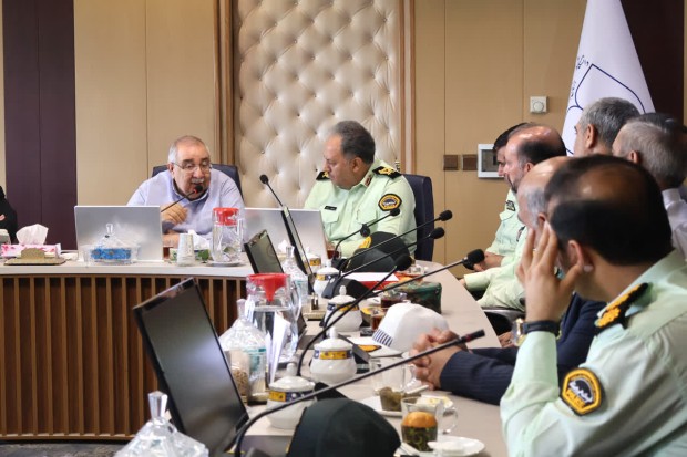 دیدار فرمانده انتظامی استان اصفهان با رئیس دانشگاه علوم پزشکی