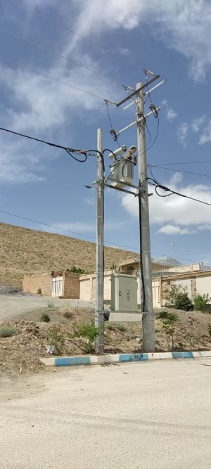 بهره‌برداری از ترانس جدید در روستای خیرآباد تیران و کرون