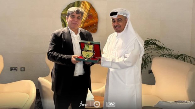 دیدار منوچهر نیکفر با عارف عبدالرحمن العبداله