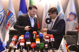 امضای تفاهمنامه همکاری غول های اقتصادی سرمایه‌گذاری هوشمند فولاد مبارکه و بانک سپه در مسیر رشد و توسعه