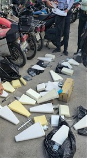 جمع‌آوری تجهیزات مخل شبکه تلفن همراه در استان اصفهان