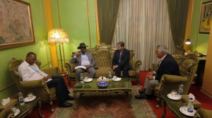 اوگاندا آماده توسعه تجارت با اصفهان در زمینه تجهیزات پزشکی و مزارع کشت ماهی است