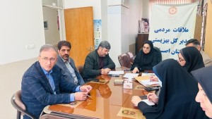 مدیرکل بهزیستی استان اصفهان پای درد دل جامعه هدف نشست