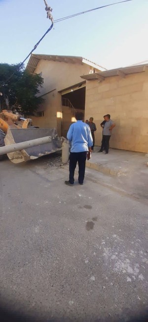 رفع شکستگی پایه بتونی در خیابان ۱۴ محمودآباد اصفهان