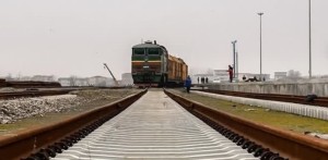 عبور ریل‌های ذوب‌آهن اصفهان از روی تحریم‌های دشمنان