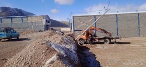 گودبرداری غیراصولی عامل کج‌شدن پایه برق در شهرک صنعتی کاسپین دهاقان