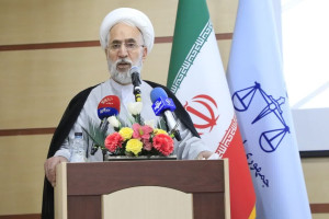 اتباع غیرمجاز هرچه زودتر خاک ایران را ترک کنند