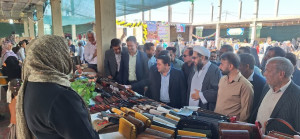 بازدید نماینده ولی فقیه در سازمان جهاد کشاورزی استان از جشنواره دستاوردهای بومی شرق اصفهان در هرند
