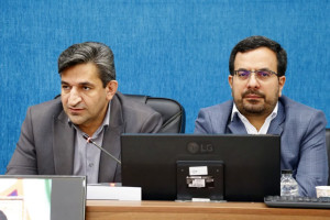 تاکید ویژه بر بهبود شرایط رفاهی و عدالت‌محوری کارکنان استانداری