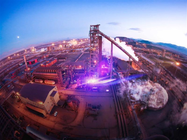 ایجاد منابع پایدار و كم‌هزینه‌ برای پشتیبانی از پروژه‌های گروه فولاد مباركه با استفاده از ابزارهای نوین بازار سرمایه و خدمات مالی پیشرفته/ تشكیل گروه مالی تخصصی