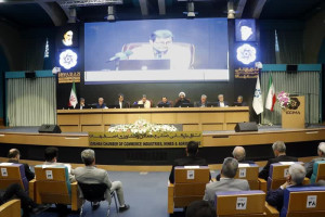 عدم حضور مدیران اصفهانی در صنایع استان جای سوال دارد