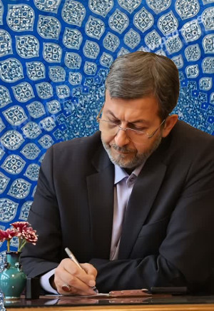 تقدیر استاندار اصفهان از کسب رتبه برتر کشوری توسط مرکز کارشناسان رسمی دادگستری استان اصفهان