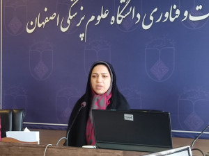 یوگای خنده افسردگی بیماران بهبودیافته از سرطان سینه را کاهش می‌دهد