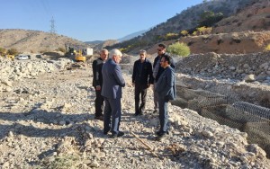 بازدید مدیر منطقه ۲ از پروژه ایمن‌سازی خط لوله در تقاطع با رودخانه بشار