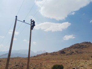 رفع عیب شبکه برق‌رسانی و پایداری برق روستاهای بخش پادنای سمیرم