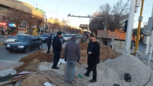 عملیات اصلاح شبکه فاضلاب بلوار امام خمینی شاهین شهر